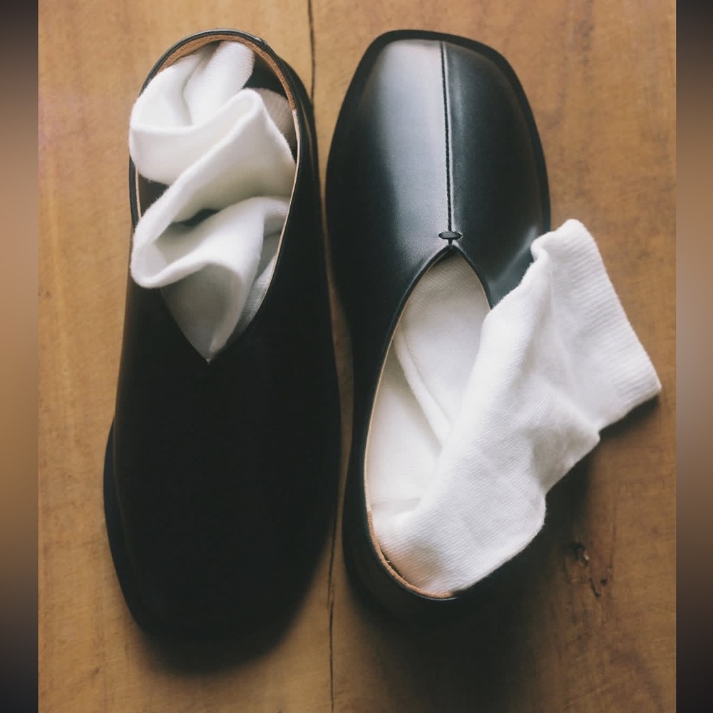 Cowhide Leather Loafers - Picture 5 of 5